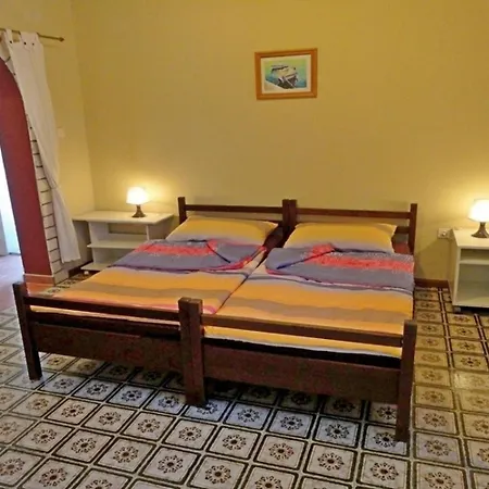 House Pavic Semesterbostad *