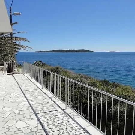 Semesterbostad House Pavic *